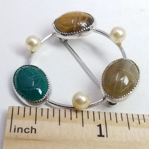 Vintage Sterling Silver Scarab Carved Stone Agate Circle Brooch, Estate - Picture 7 of 8